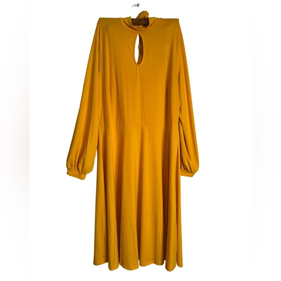 Plus size NWT Eloquii dress in yellow color long sleeve size 18 - Picture 1 of 8
